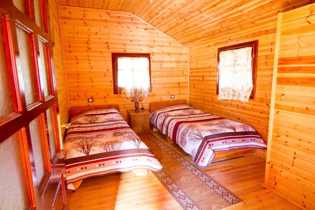 Hotel Farma Sotira à Leskovik Chambre photo