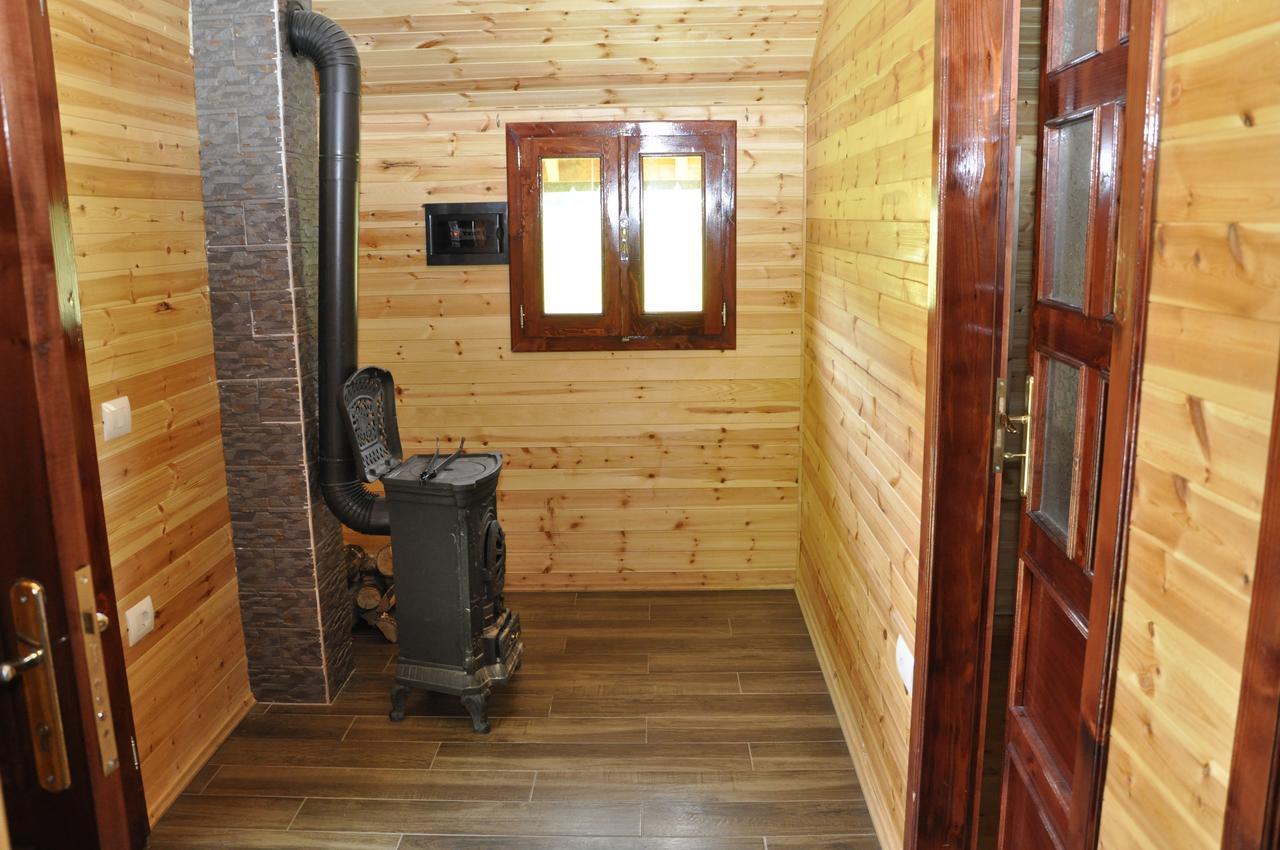 Hotel Farma Sotira à Leskovik Extérieur photo
